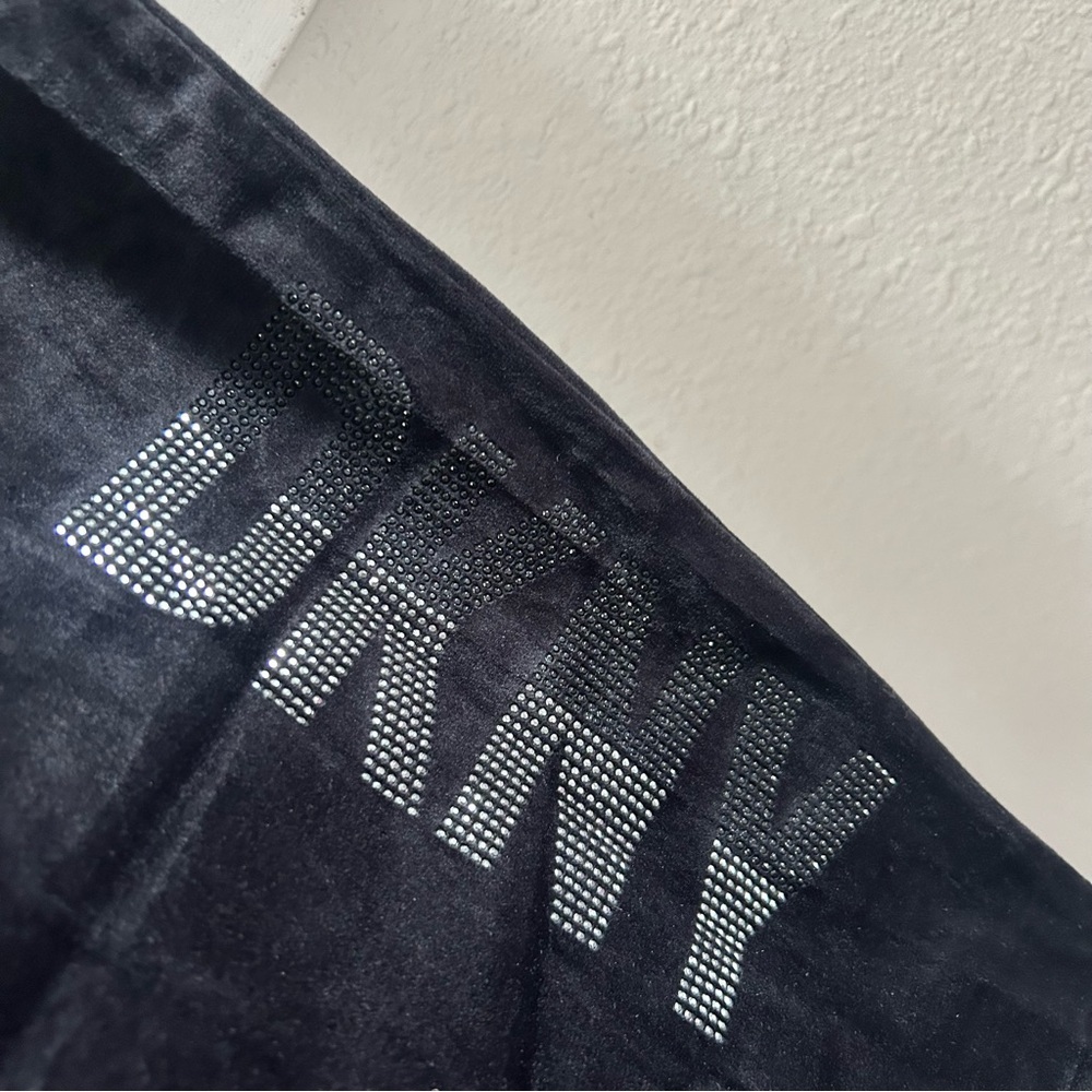 DKNY Velour Rhinestone Logo Women's Black Sweatpants NWT Large - Picture 2 of 5